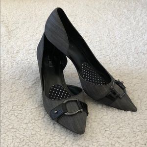 Nine West Pointed toe heels